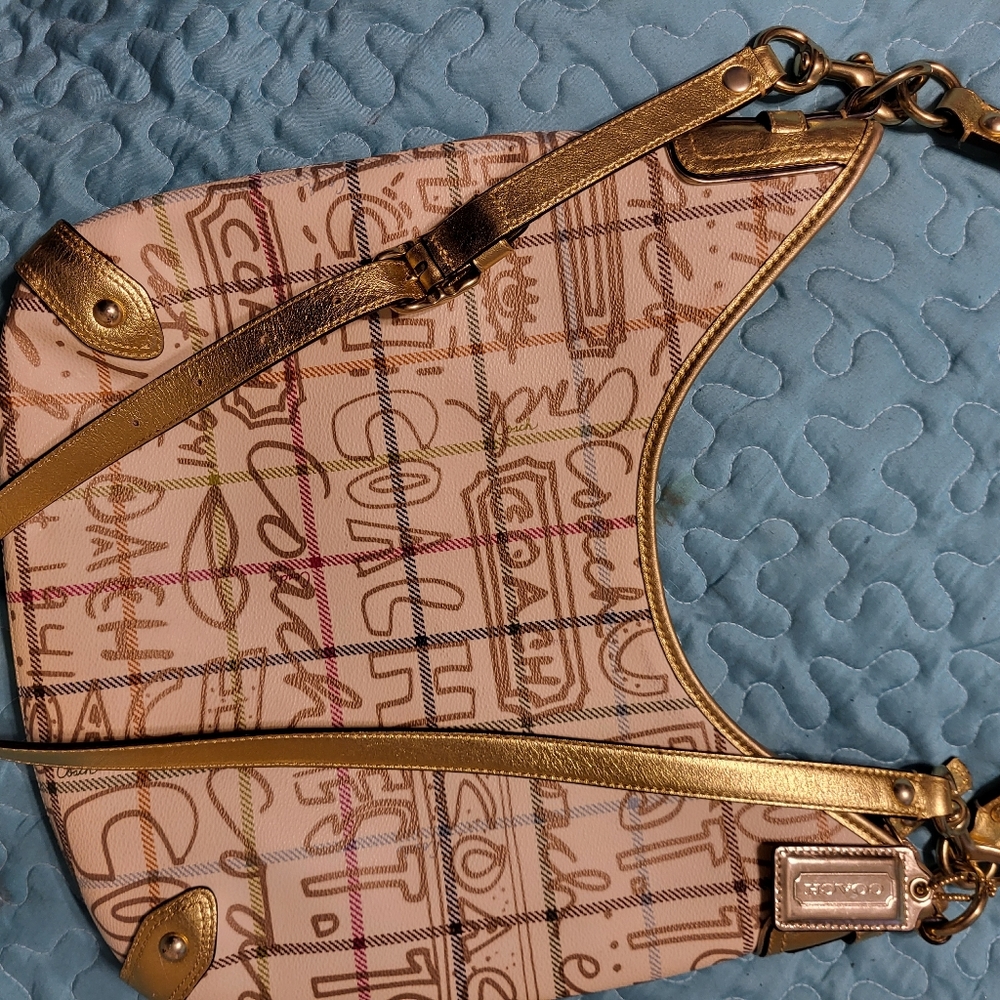 Authentic  coach - Picture 5 of 6